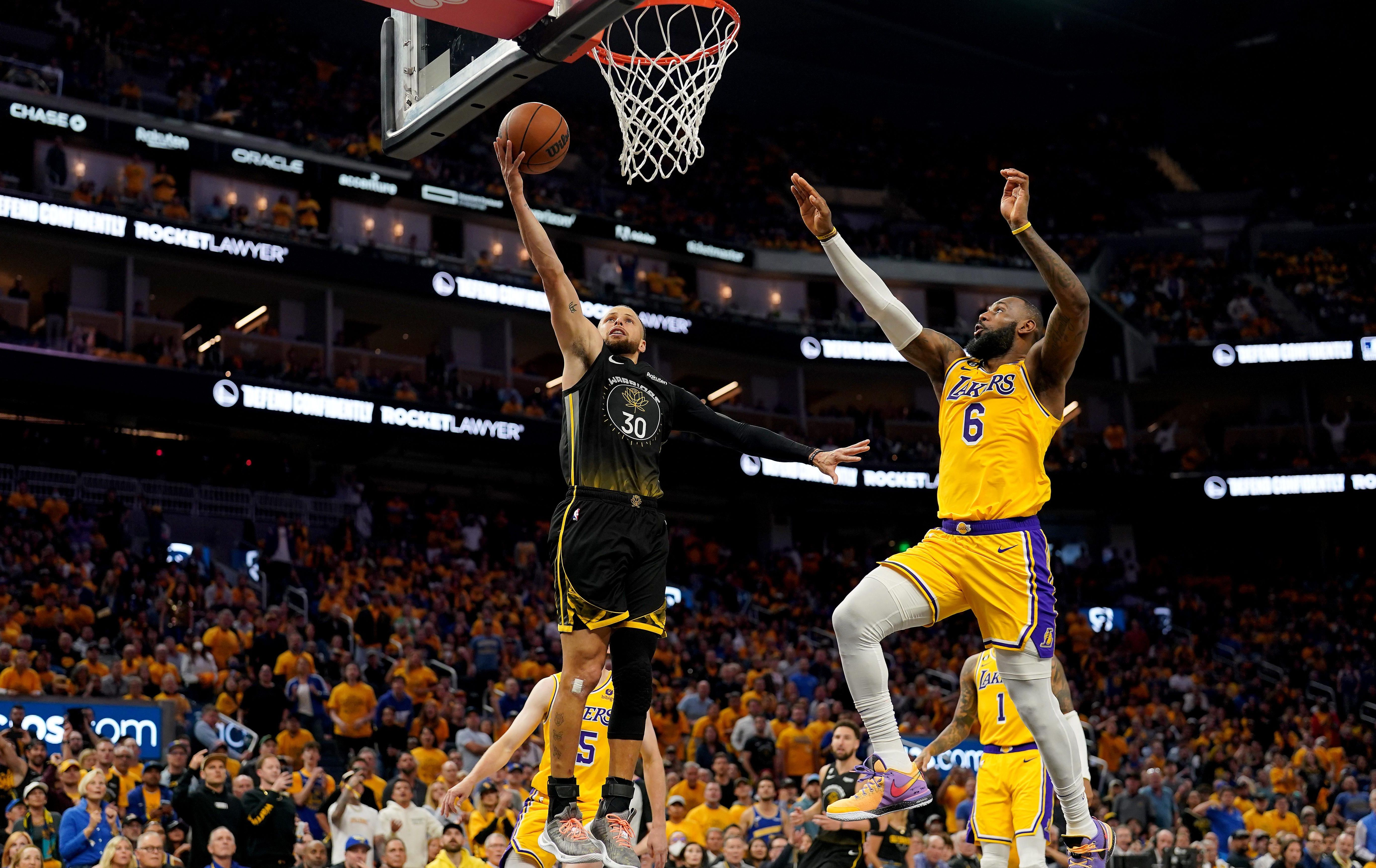 终极对抗！NBA2K战火再次点燃