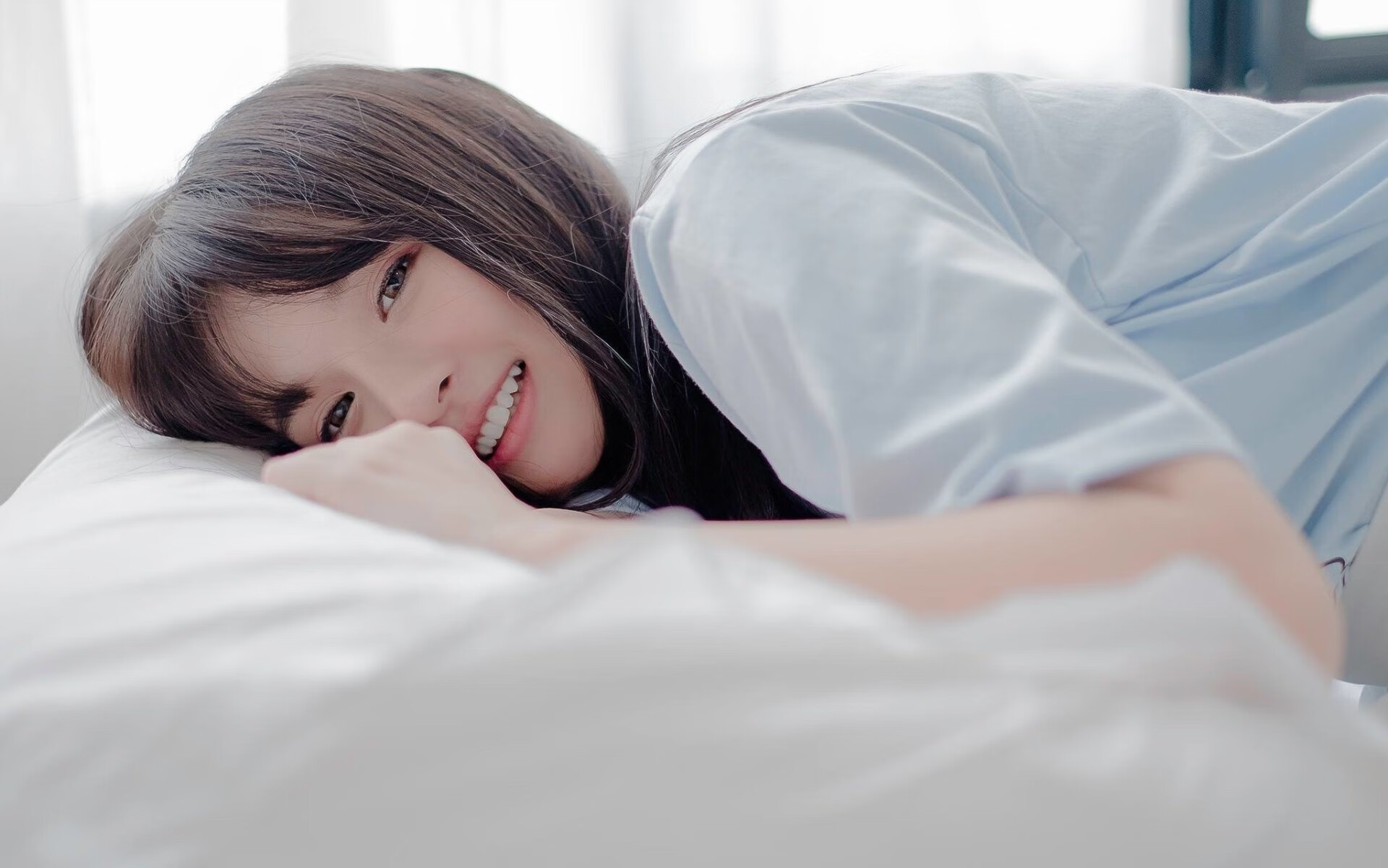 绿茵场边，圣地亚哥